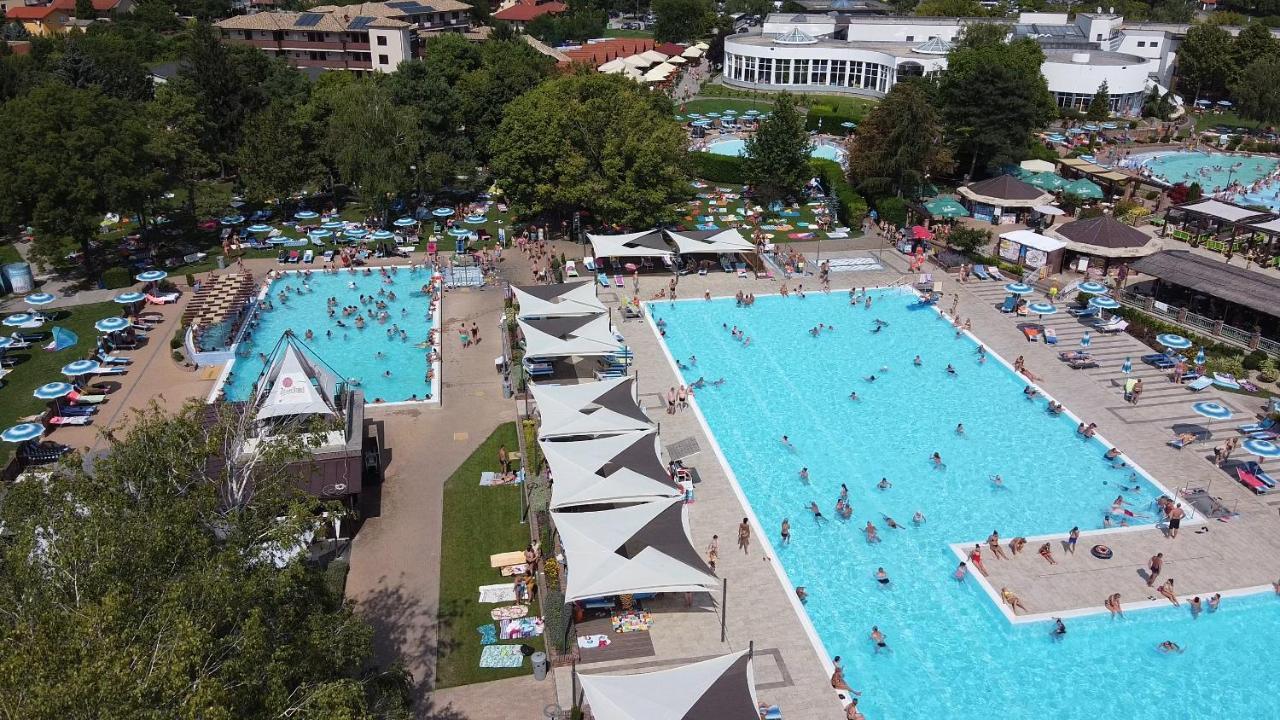 Appartement Rivapark à Dunajská Streda Extérieur photo